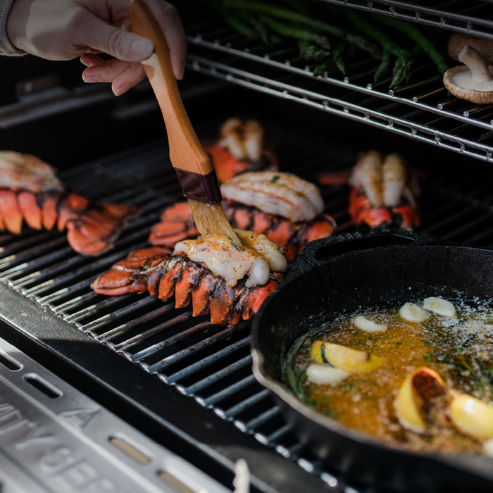 Masterbuilt Gravity Series® XT Digital Charcoal Grill + Smoker