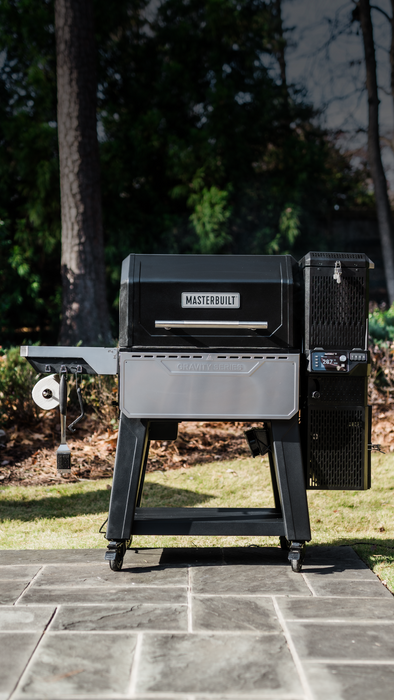 Masterbuilt Gravity Series® XT Digital Charcoal Grill + Smoker