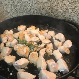pioneer woman 13.5" cast iron family pan