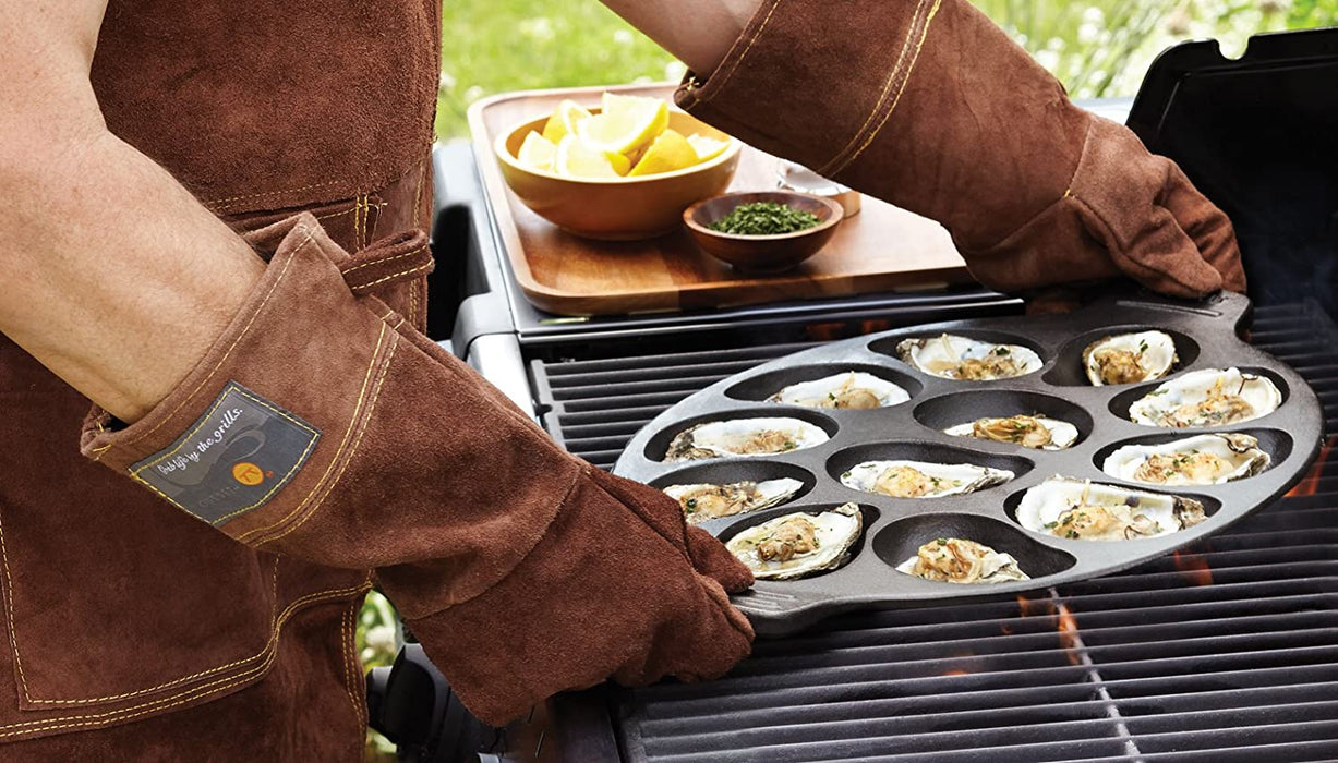 Outset Oyster Lovers Cast Iron Grill Set and Knife