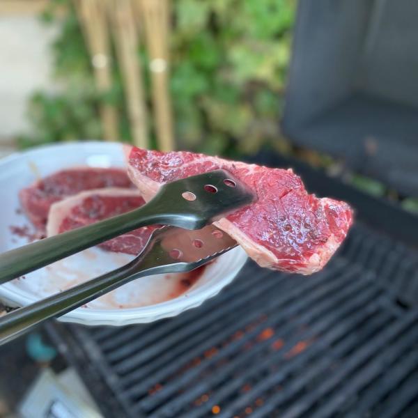 Outset Jackson Acacia Locking Tongs - Main Image